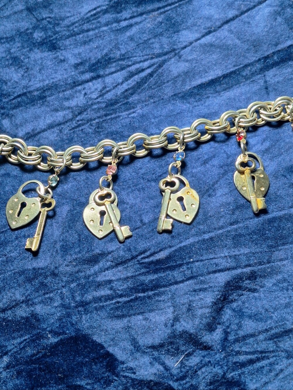 Vintage Gold-Tone Heart Lock & Key Charm Bracelet - Women Accessories